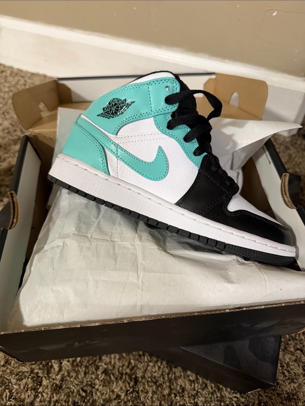 Nike Air Jordan 1 Mid